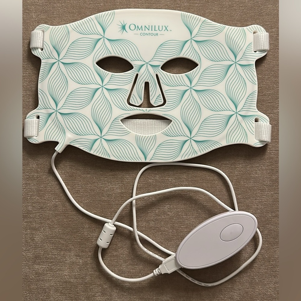 Omnilux Contour Face